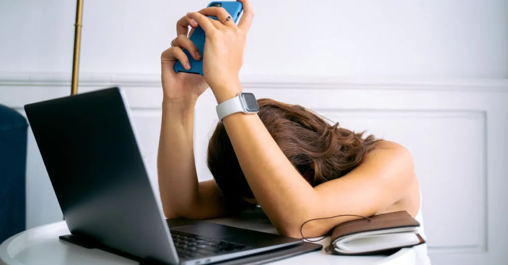 découvrez comment réussir une reconversion professionnelle après un burn-out : faire le point, retrouver confiance et choisir un métier aligné avec vos besoins.